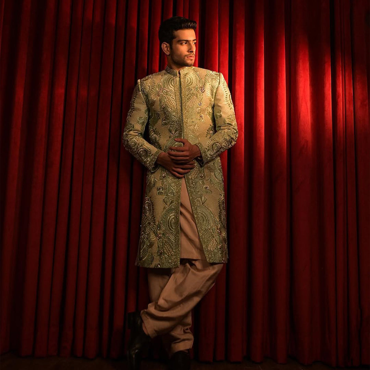 Sherwani Jermyn Man